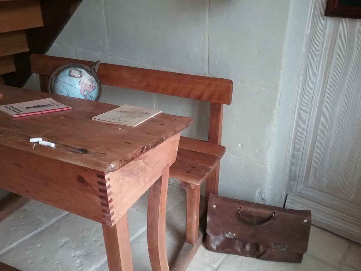 Ecole De Mathuna De Marigny Brizay Ngoại thất bức ảnh
